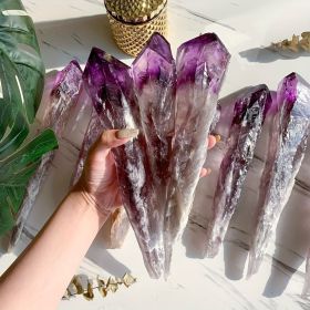 1pc Amethyst Scepter, Large Raw Uncarved Crystal, Stunning Gradient Amethyst Scepter, Perfect Gift For Family And Friends, Christmas, Valentine'S Day (weight: 600-700g)